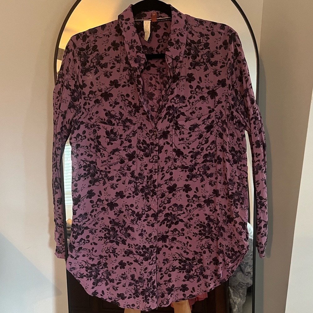 Anthropologie Pilcro Button Up Size Small